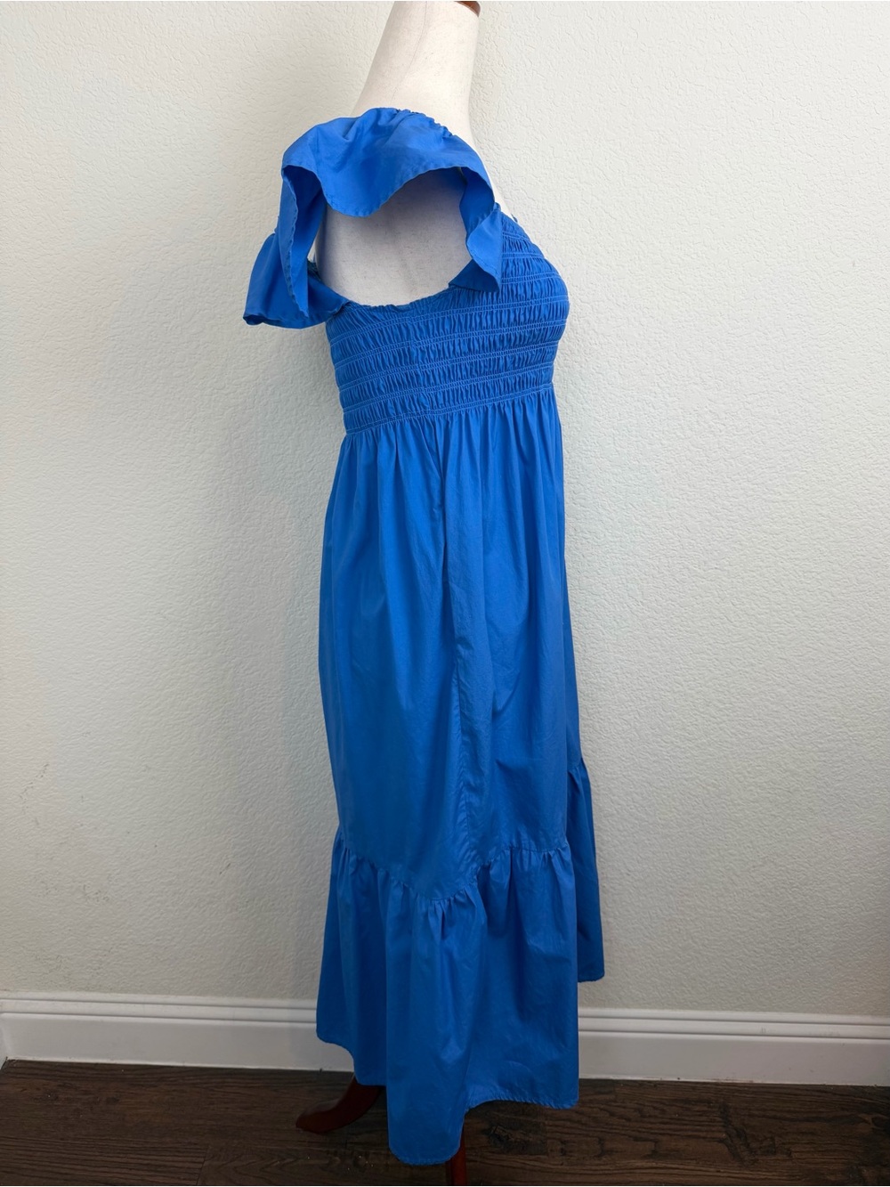 o.p.t. Tuscany Womens Cobalt Blue Smocked Ruffle Midi Dress
Tiered Skirt Small - Picture 8 of 13